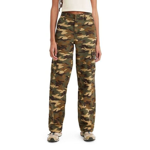Levi's Women's Mid Rise Wide Relaxed Cargo Pants L Grape Leaf Emily Camo - Picture 1 of 4